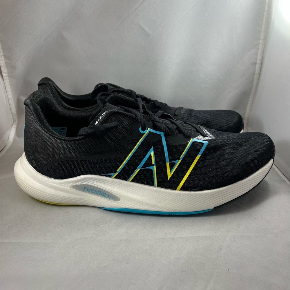 NWT New Balance FuelCell Rebel v2 - Men's size 12 - Picture 2 of 14